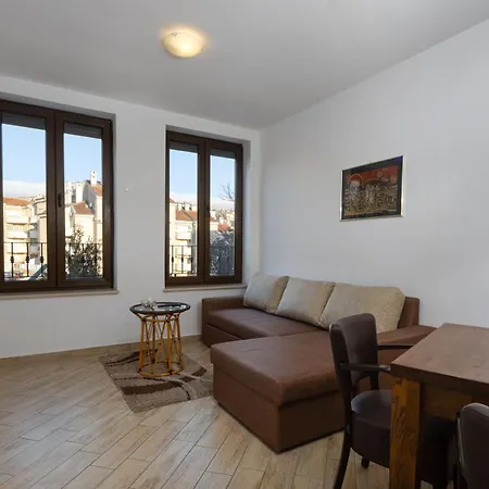 Breeze Apartman *